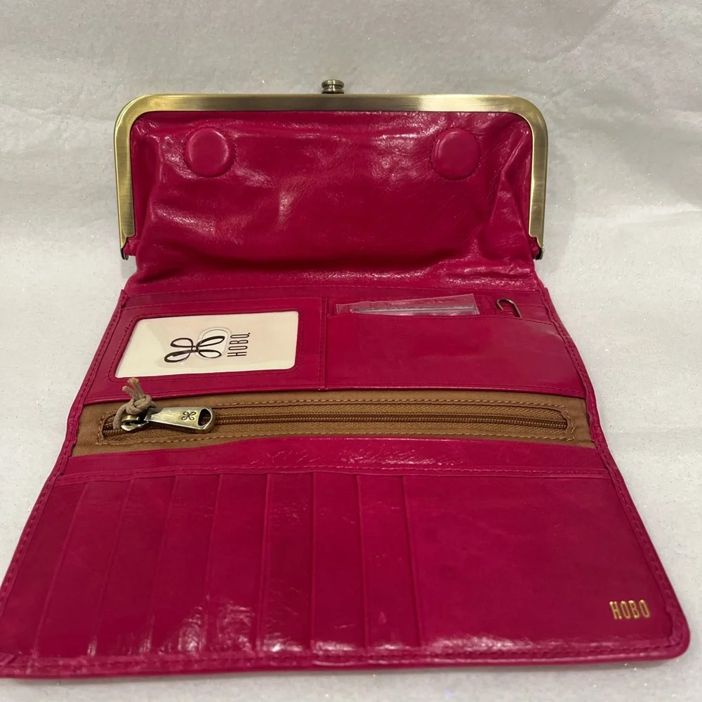 NWT Women’s Hobo International Rachel Embossed Leather Wallet Tranquil Fuchsia - Picture 6 of 7